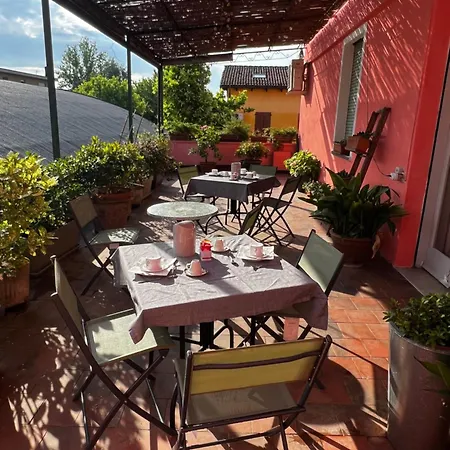 Viaemilia Couette-café Modène